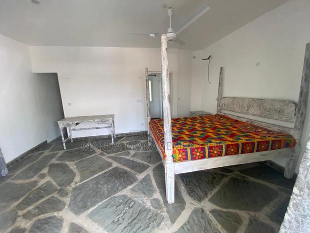 New Cozy Maisonette