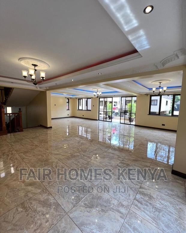 4bdrm Townhouse / Terrace in Kanjata Road, Lavington for rent