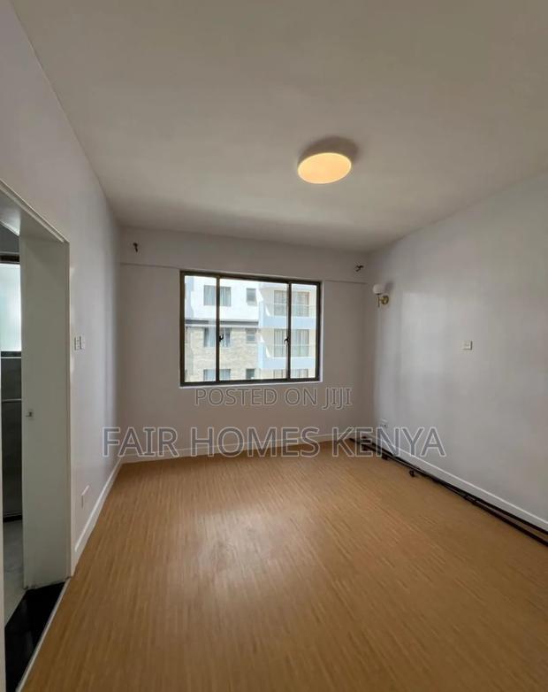 4bdrm Apartment in Hatheru Road, Lavington for sale
