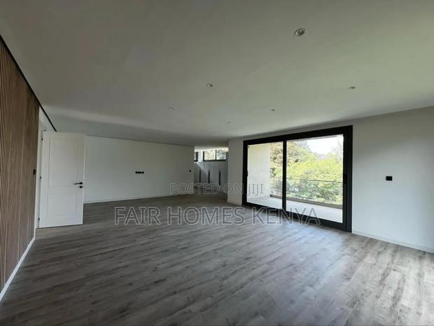 5bdrm Townhouse/Terrace in Chalbi Drive, Lavington for sale