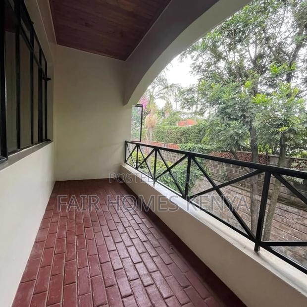 5bdrm Townhouse / Terrace in Riverside Drive, Lavington for rent