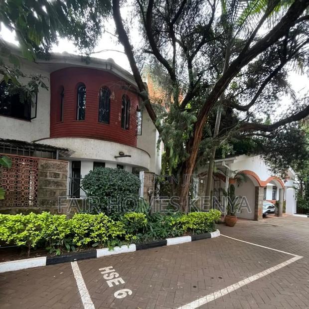 5bdrm Townhouse / Terrace in Riverside Drive, Lavington for rent