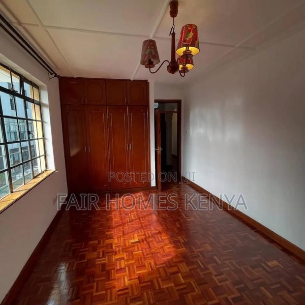 5bdrm Townhouse / Terrace in Lavington Mall for rent