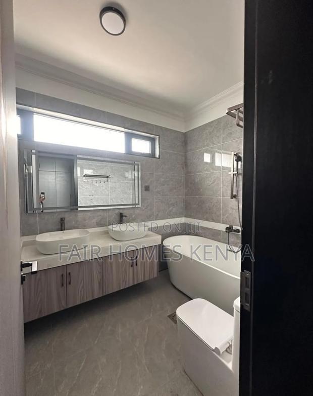 4bdrm Apartment in Othaya Road, Lavington for sale