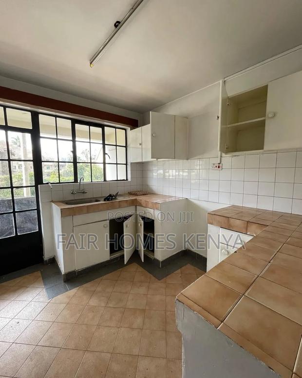 3bdrm Apartment in Oloitoktok Road, Kileleshwa for rent