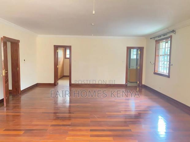 4bdrm Townhouse / Terrace in Maji Mazuri, Lavington for rent