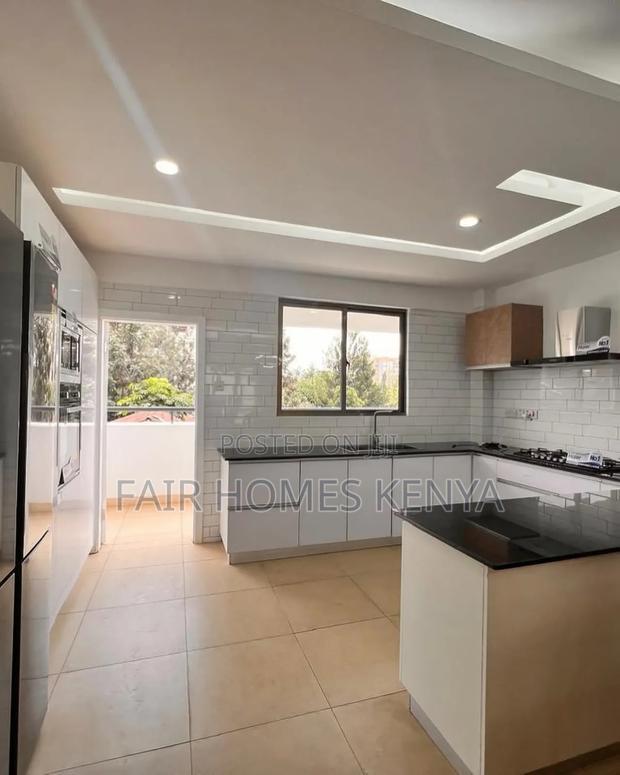 4bdrm Apartment in Hatheru Road, Lavington for sale
