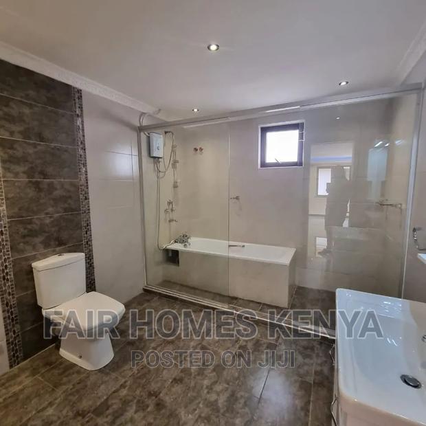 4bdrm Townhouse / Terrace in Kanjata Road, Lavington for rent
