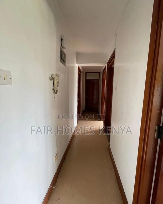 3bdrm Apartment in Oloitoktok Road, Kileleshwa for rent