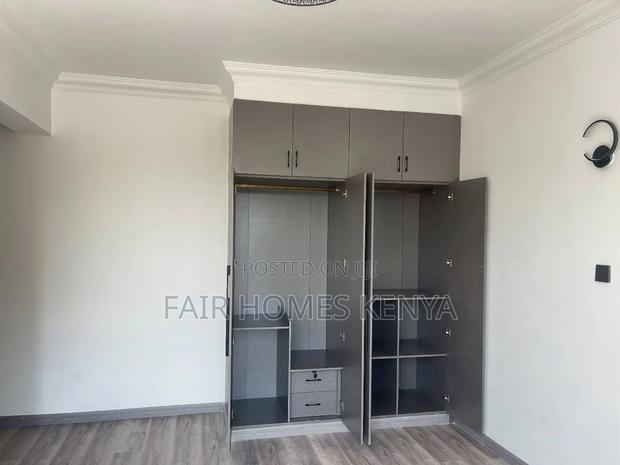 4bdrm Apartment in Valley Arcade, Lavington for sale
