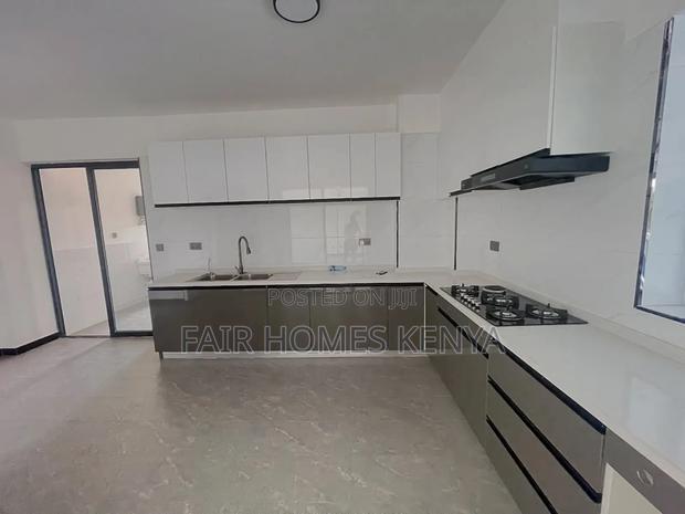 4bdrm Apartment in Valley Arcade, Lavington for sale