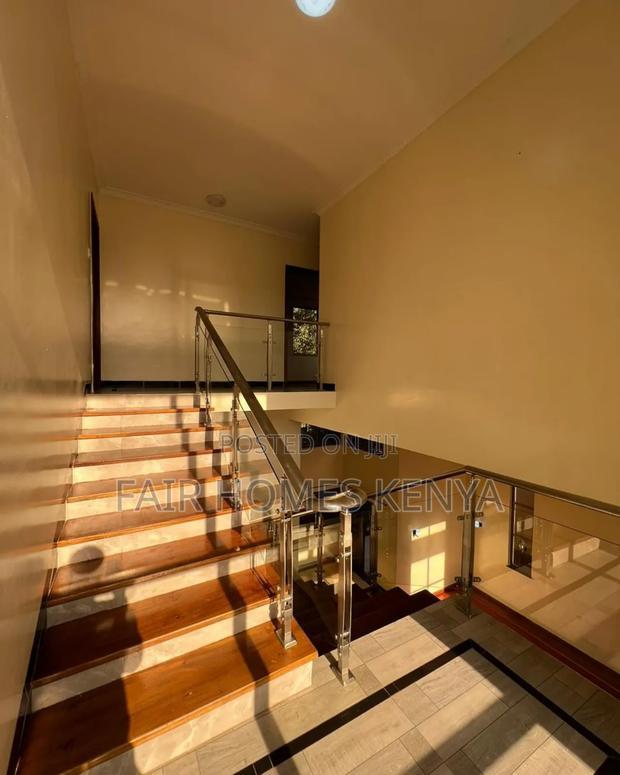 5bdrm Townhouse / Terrace in Chalbi Drive, Lavington for rent