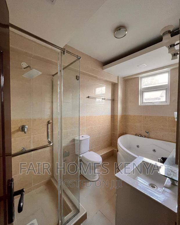 3bdrm Apartment in Hatheru Road, Lavington for rent