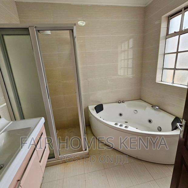 3bdrm Apartment in Hatheru Road, Lavington for rent