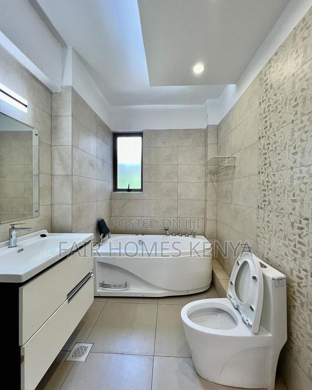 4bdrm Apartment in Hatheru Road, Lavington for sale