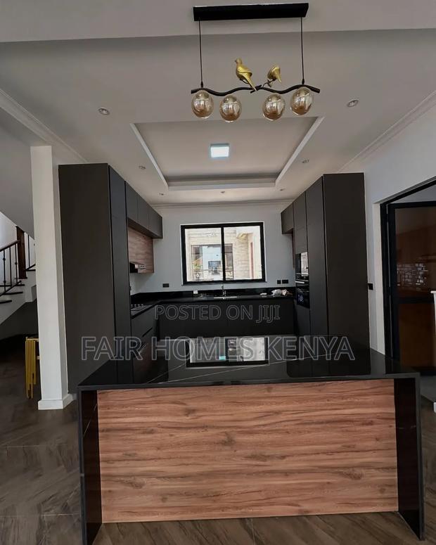 4bdrm Townhouse/Terrace in Mageta Road, Lavington for sale