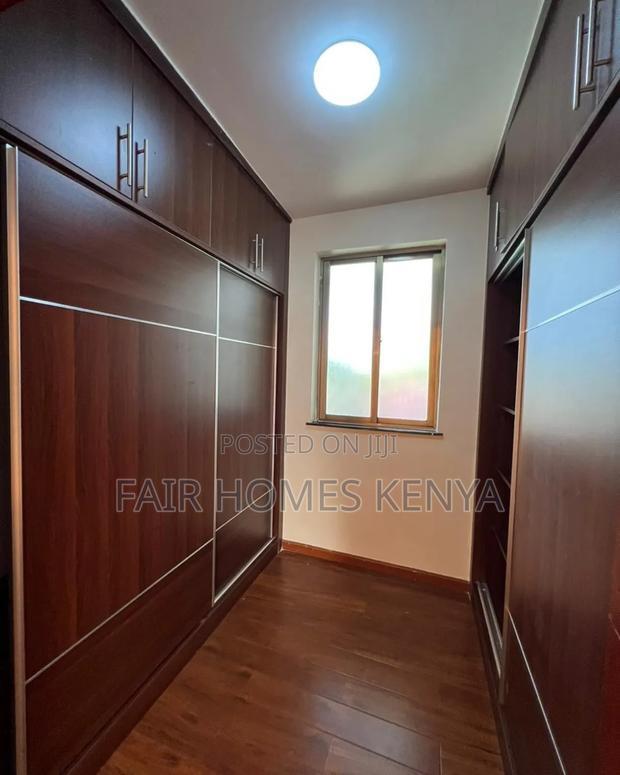 5bdrm Townhouse / Terrace in Chalbi Drive, Lavington for rent