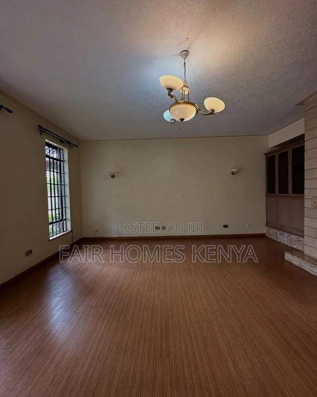 5bdrm Townhouse / Terrace in Convent Drive, Lavington for rent