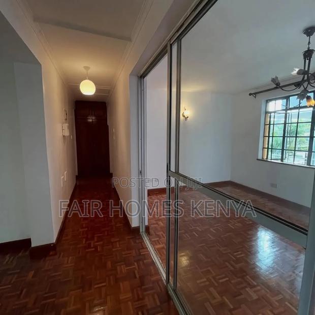 5bdrm Townhouse / Terrace in Lavington Mall for rent