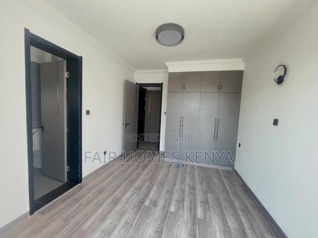 4bdrm Apartment in Valley Arcade, Lavington for sale