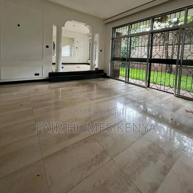 5bdrm Townhouse / Terrace in Riverside Drive, Lavington for rent