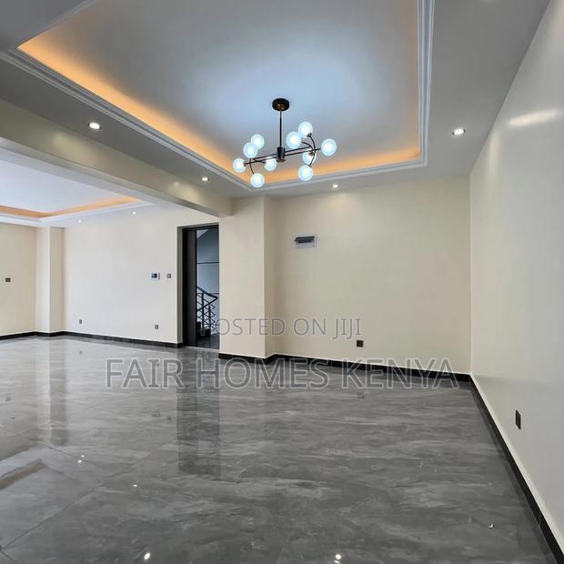 4bdrm Apartment in Othaya Road, Lavington for sale