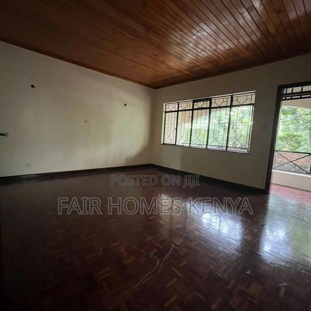 5bdrm Townhouse / Terrace in Riverside Drive, Lavington for rent