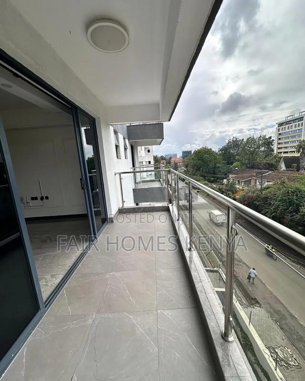 3bdrm Apartment in Riara Road, Lavington for rent