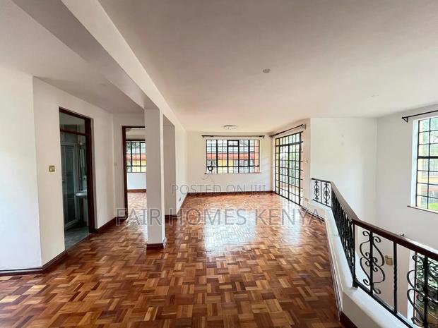 4bdrm Townhouse / Terrace in Riara Road, Lavington for rent