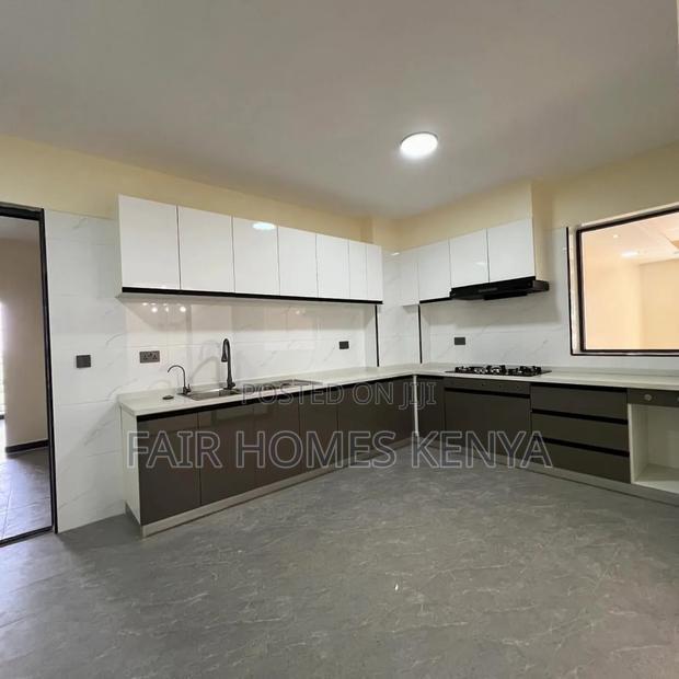 4bdrm Apartment in Othaya Road, Lavington for sale