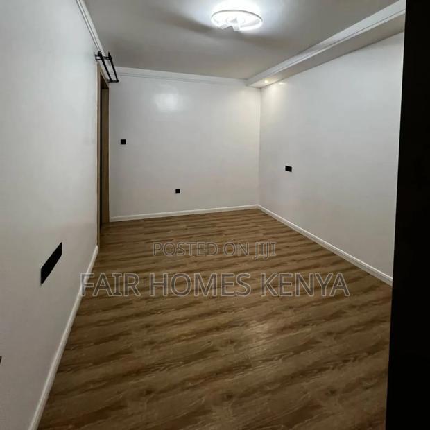 2bdrm Apartment in Kingara Road, Lavington for sale