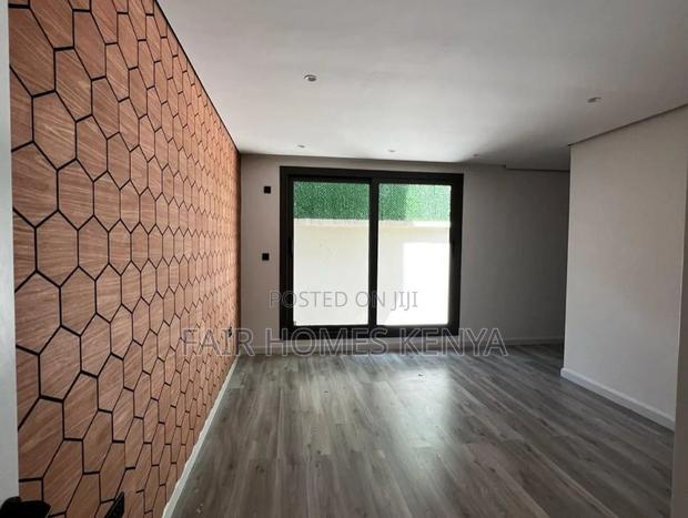 5bdrm Townhouse/Terrace in Chalbi Drive, Lavington for sale