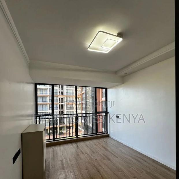 2bdrm Apartment in Kingara Road, Lavington for sale