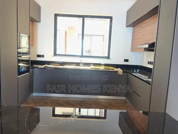 4bdrm Townhouse/Terrace in Mageta Road, Lavington for sale