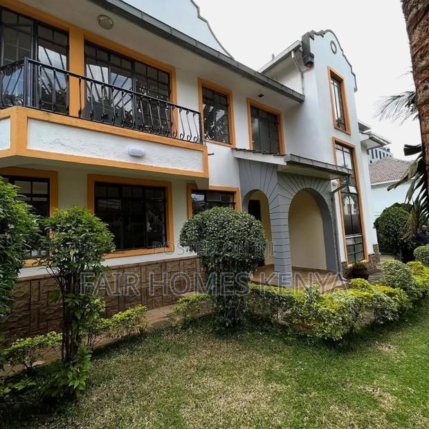5bdrm Townhouse / Terrace in Lavington Mall for rent