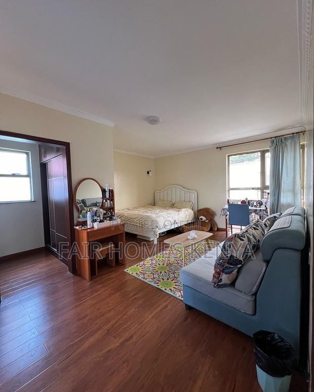 5bdrm Townhouse/Terrace in Chalbi Drive, Lavington for sale