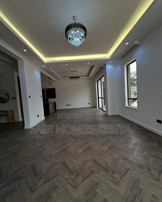 4bdrm Townhouse/Terrace in Mageta Road, Lavington for sale