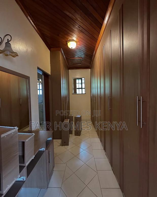 5bdrm Townhouse / Terrace in Convent Drive, Lavington for rent