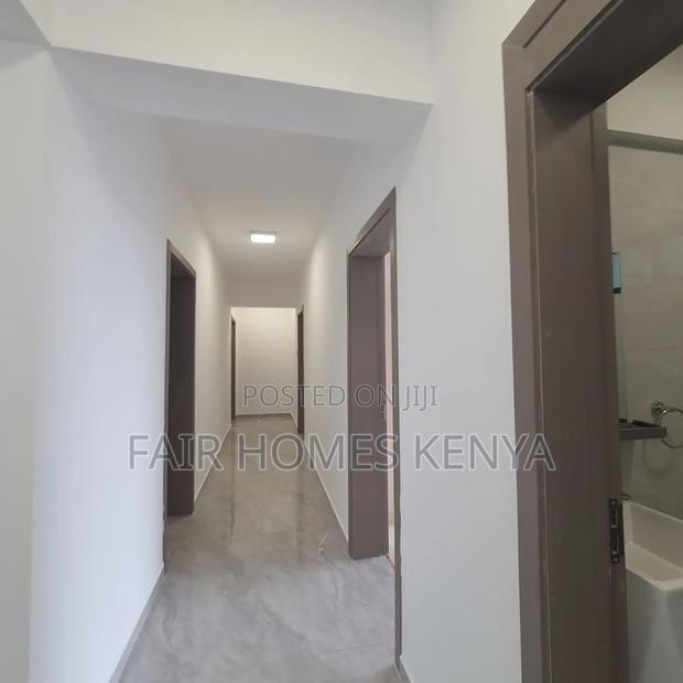 4bdrm Apartment in Valley Arcade, Lavington for sale