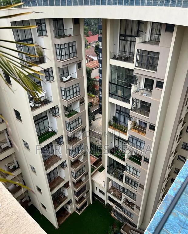 3bdrm Duplex in Riverside Drive for rent