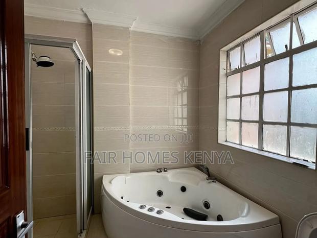 3bdrm Apartment in Hatheru Road, Lavington for rent