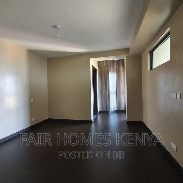 4bdrm Duplex in Valley Arcade, Lavington for sale