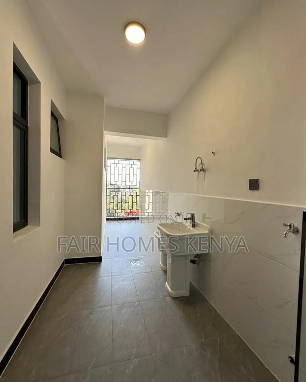 4bdrm Apartment in Valley Arcade, Lavington for rent