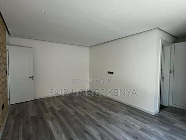 5bdrm Townhouse/Terrace in Chalbi Drive, Lavington for sale
