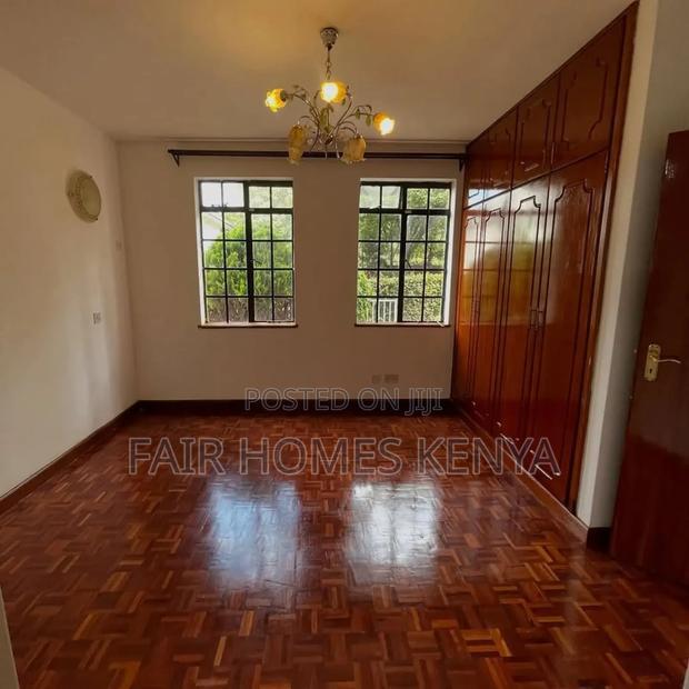 5bdrm Townhouse / Terrace in Lavington Mall for rent