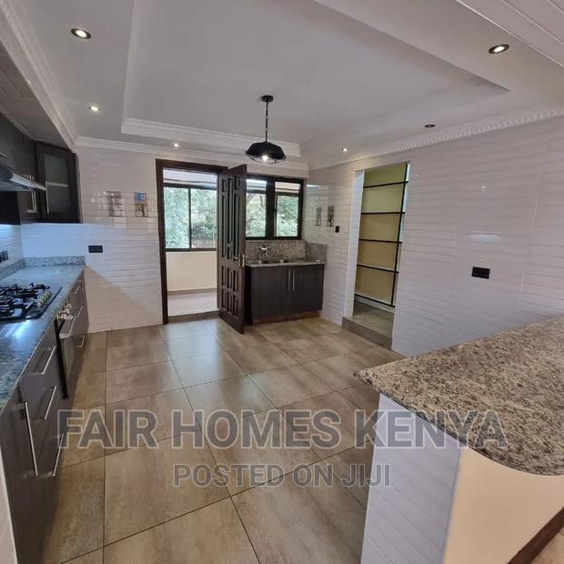 4bdrm Townhouse / Terrace in Kanjata Road, Lavington for rent