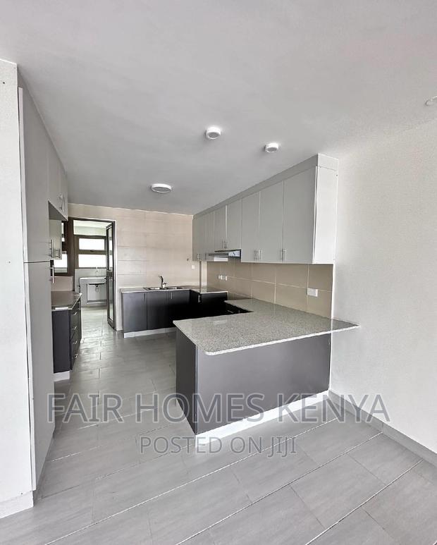 2bdrm Apartment in Valley Arcade, Lavington for sale