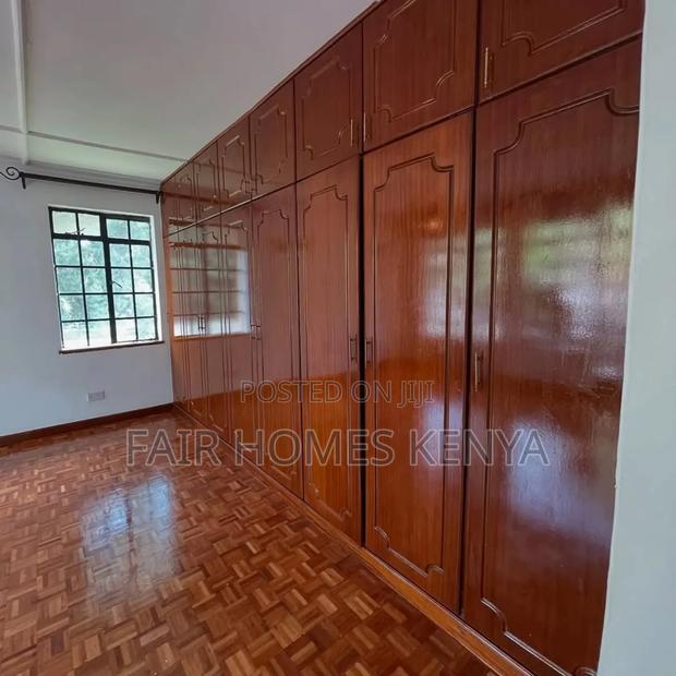5bdrm Townhouse / Terrace in Lavington Mall for rent