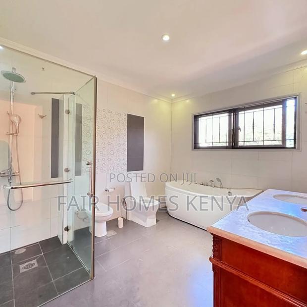5bdrm Townhouse / Terrace in Chalbi Drive, Lavington for rent