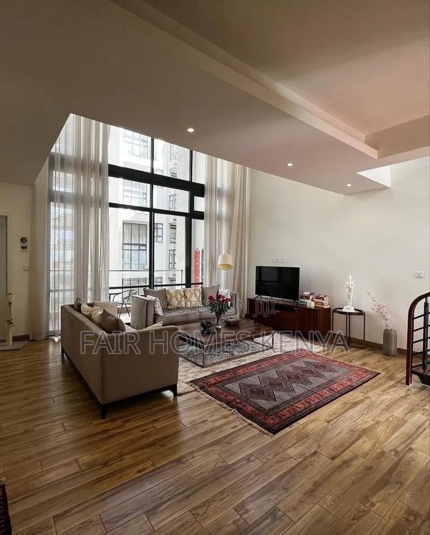 3bdrm Duplex in Riverside Drive for rent